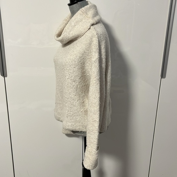 FREE PEOPLE Boucle Alpaca Wool Blend Sweater Cowl Neck, Size L - Picture 3 of 9